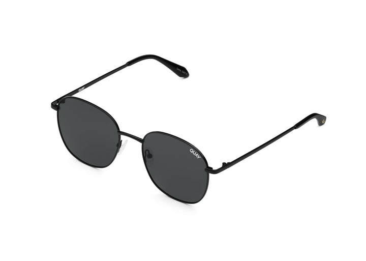 QUAY Jezabell Sunglasses in Black