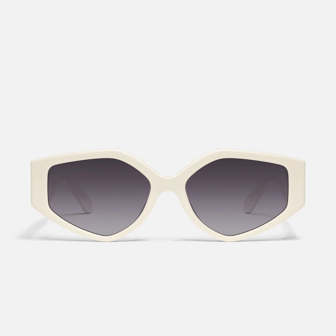 QUAY Hot Gossip Sunglasses in Bone