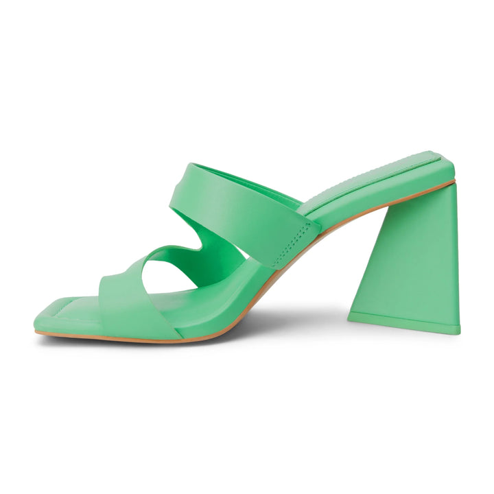 triangular heel green sandal 